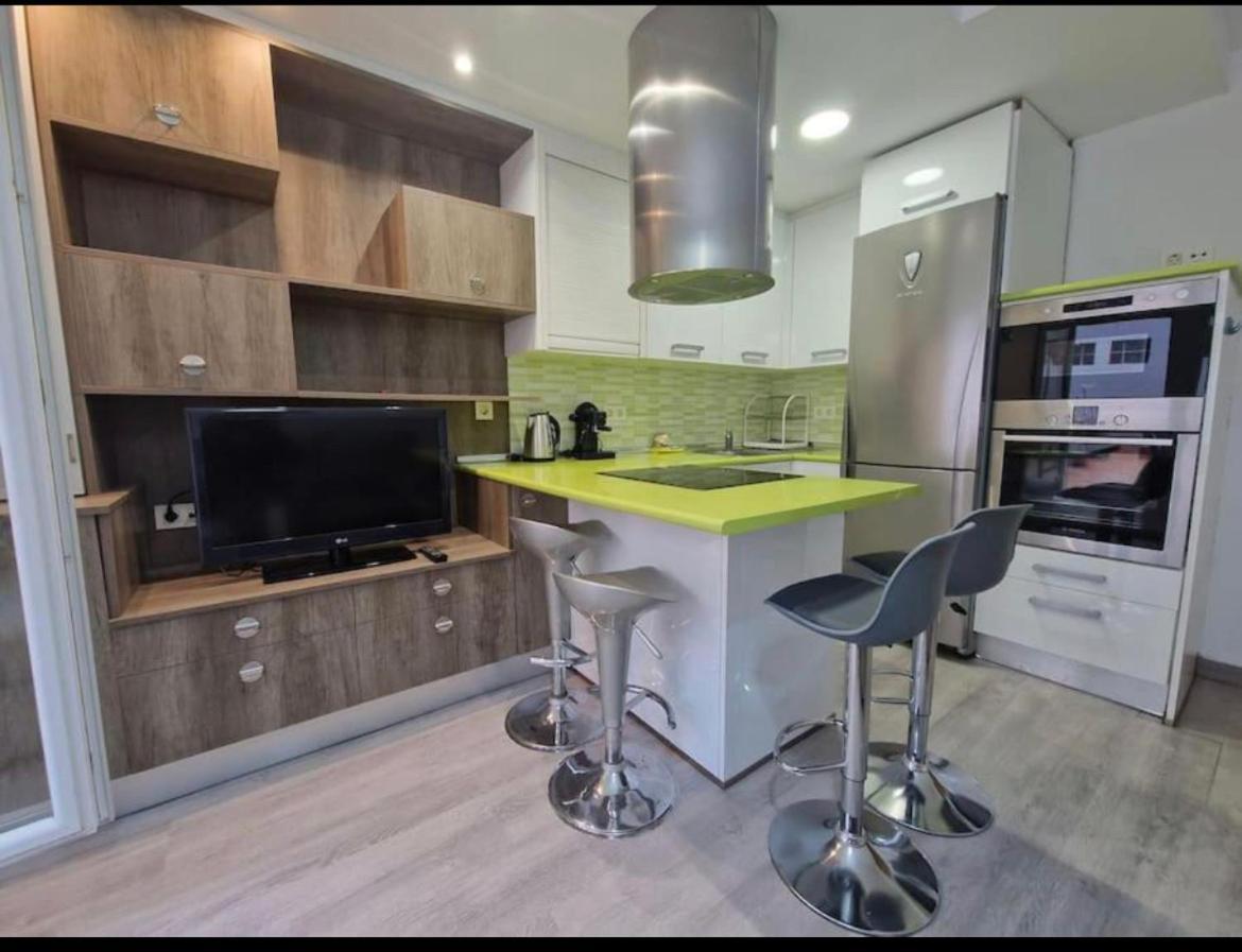 Apartamento Con Terraza Y Parking Gijón Pokój zdjęcie